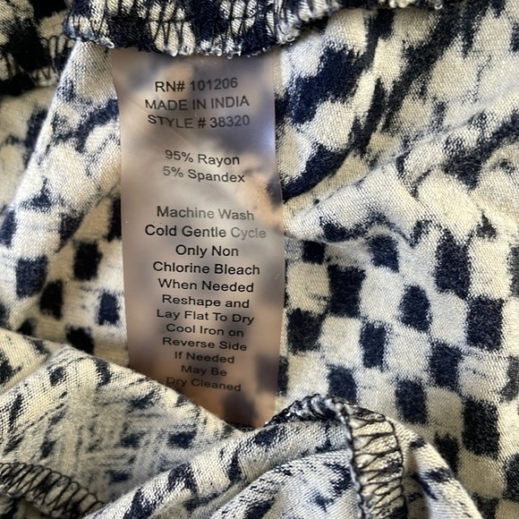 Soft Surroundings Womens Calistoga Shirt Size S Mixed Pattern Collared V-Neck - Picture 11 of 16